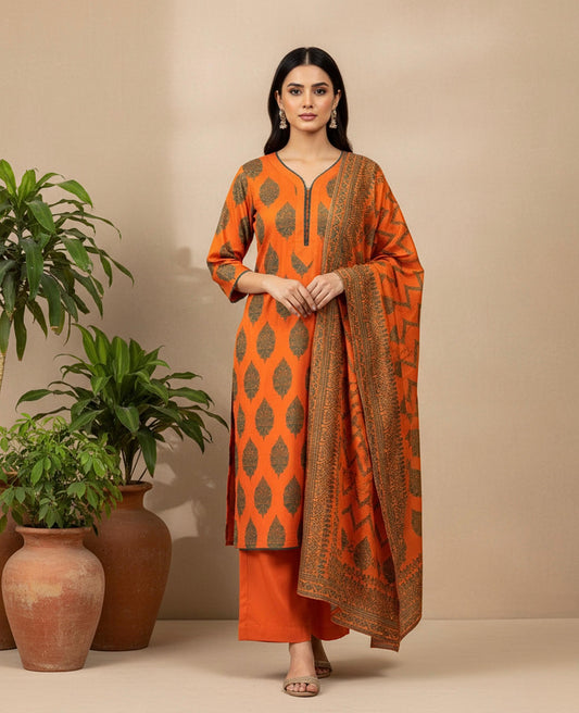 3-piece linen suit featuring a stylish shirt