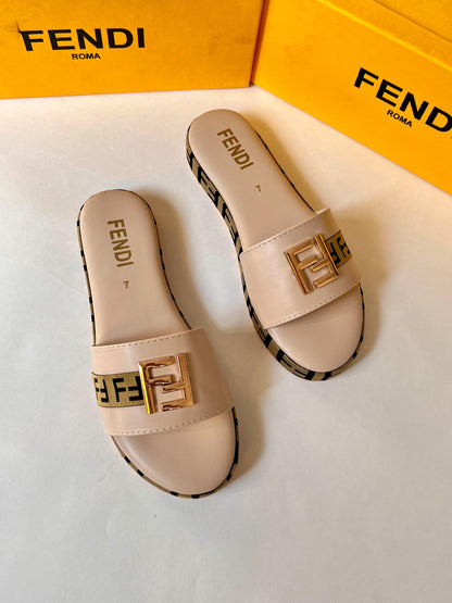 FENDI slipper