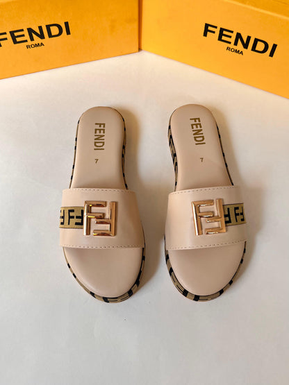 FENDI slipper